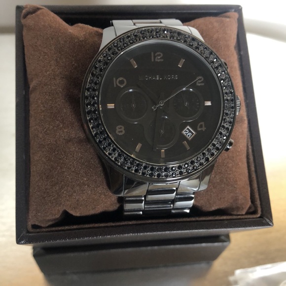 🔥Michael Kors So Black Ceramic Watch 5360 - Picture 5 of 7